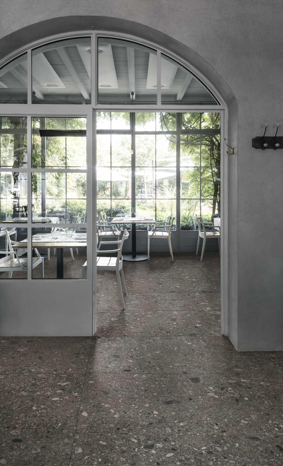 MYSTONE CEPPO DI GRE ANTRACITE STRUT